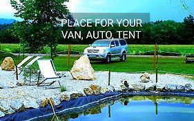 Camp Garden Park-Pitches And Tents